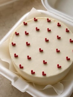 bento-tort-s-malenkimi-serdechkami2