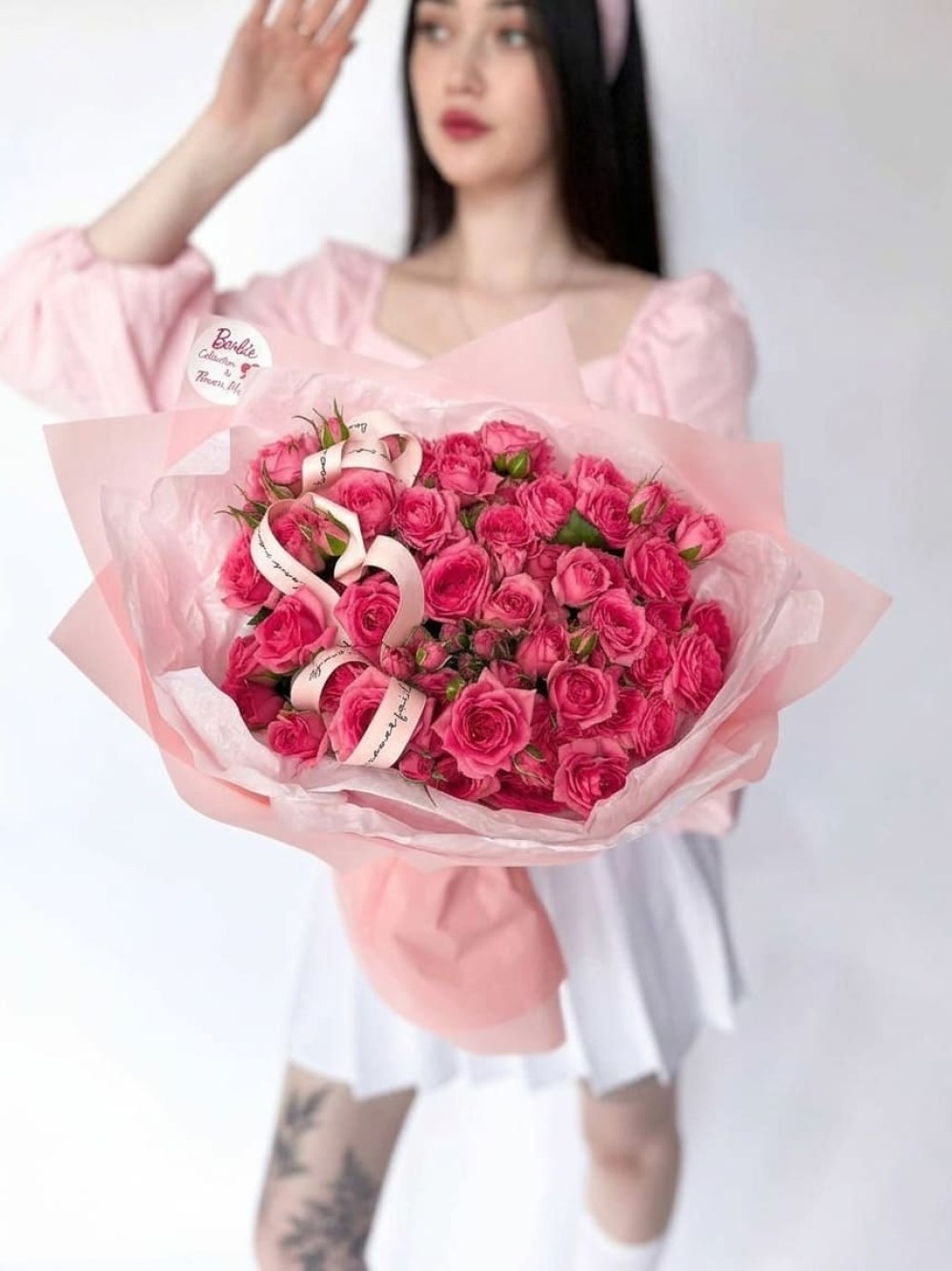 buket-9-kustovyh-roz-pink-dimensions3