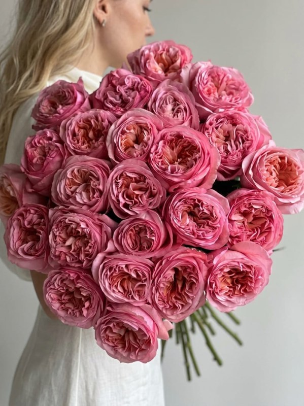 Букет из 25 пионовидных роз Pink Expression